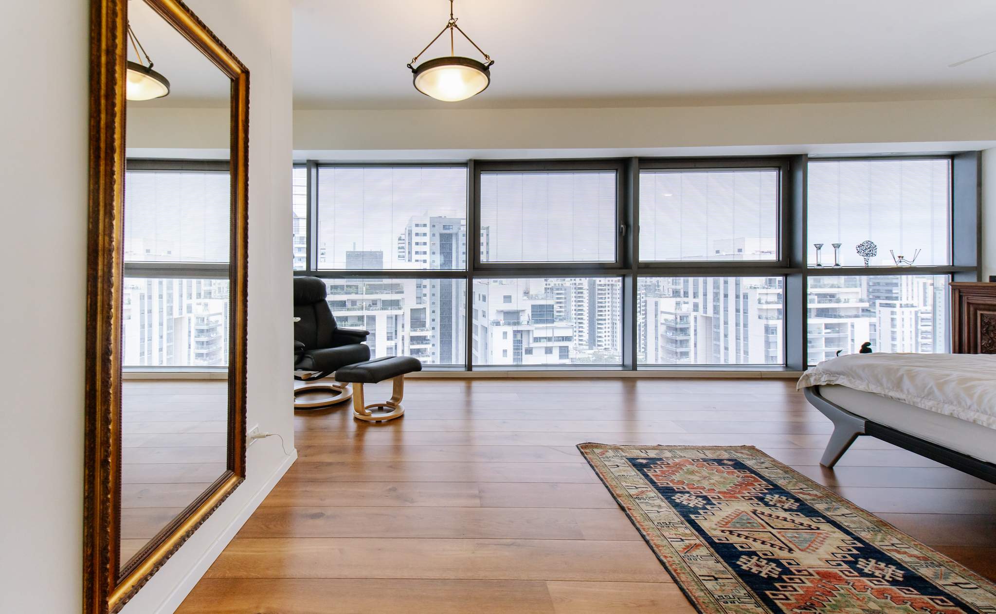 במתחם 1200 המבוקש