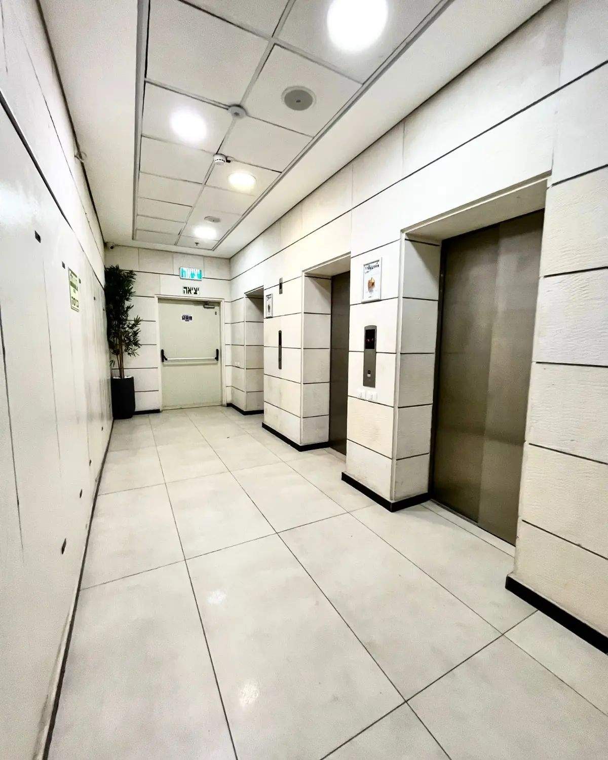 מתווכים | אנגלו-סכסון באר שבע