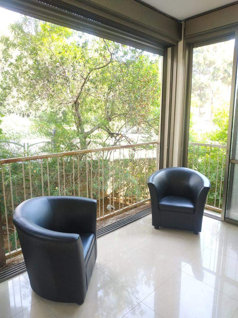 مساج وعلاجات الجسم | طاولة تدليك احترافية