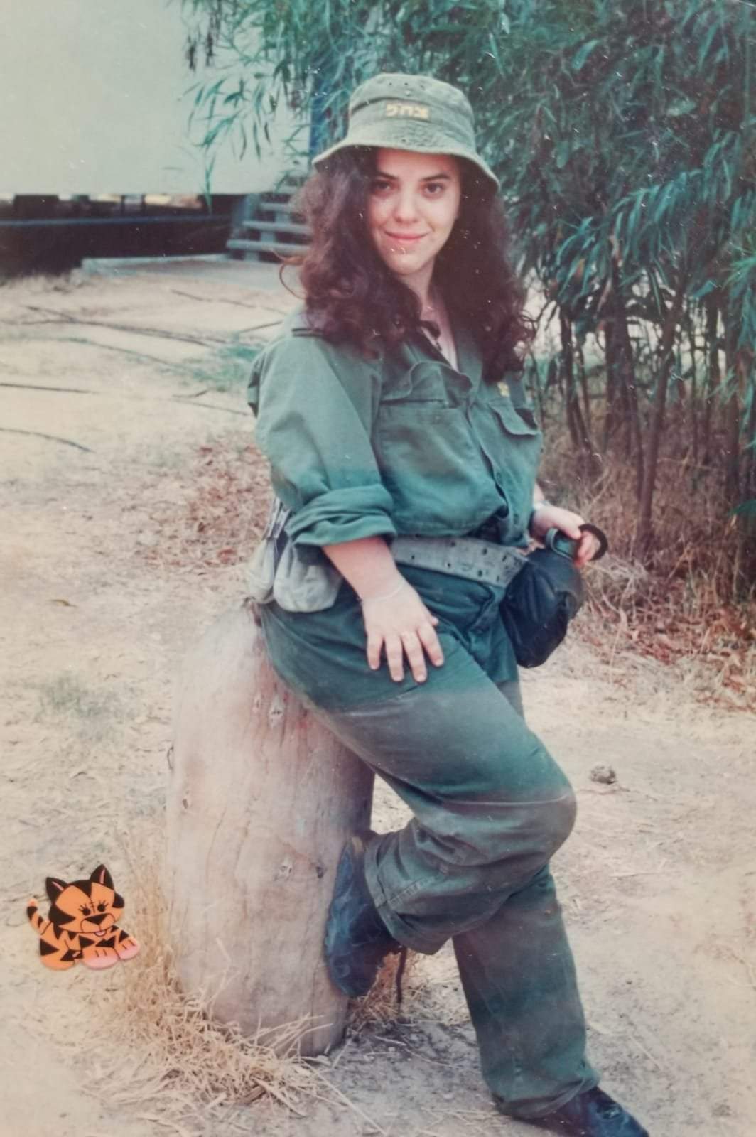 סדנאות | שרון ליפקין מדברת יותר מהגובה שלה