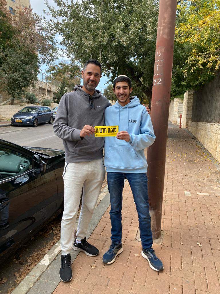 מורי נהיגה | נחום לוי מורה לנהיגה