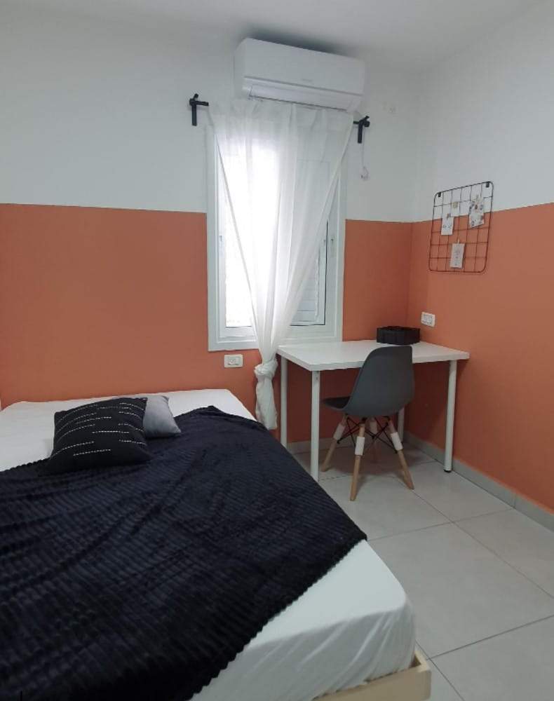 משרדי תיווך | גילה דוכס - Golden House